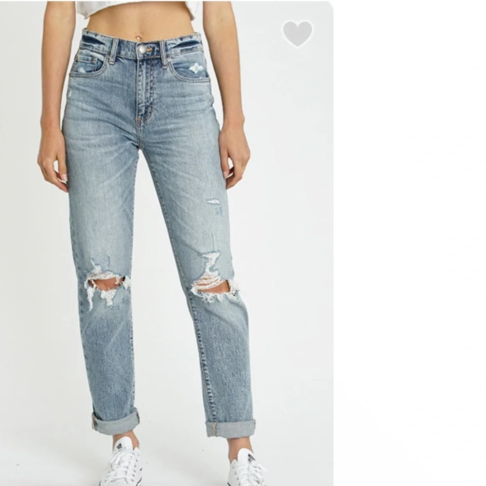Daze Denim Loverboy High-rise Distressed Boyfriend Jeans in Karma - Picture 2 of 9